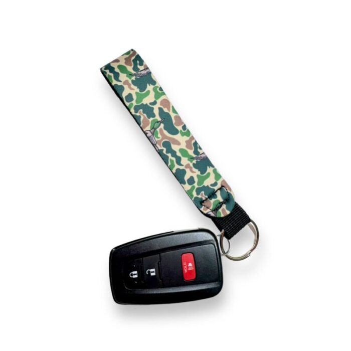 green duck camo wristlet keychaindrink handlers 900344