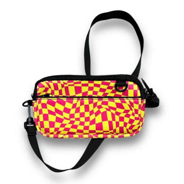 retro checkerboard cross body pursedrink handlers 966222