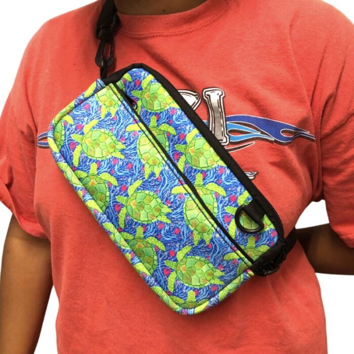 sea turtles cross body pursedrink handlers 617892